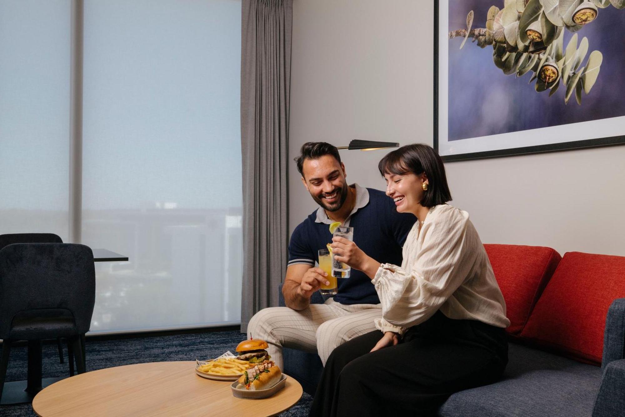Courtyard By Marriott Perth Murdoch Fremantle Ngoại thất bức ảnh